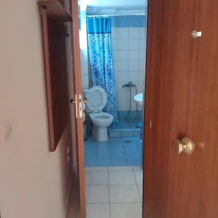 דירה 1 פאטרה